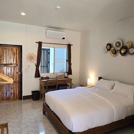 The Old City Rooms Chiang Mai Exterior photo
