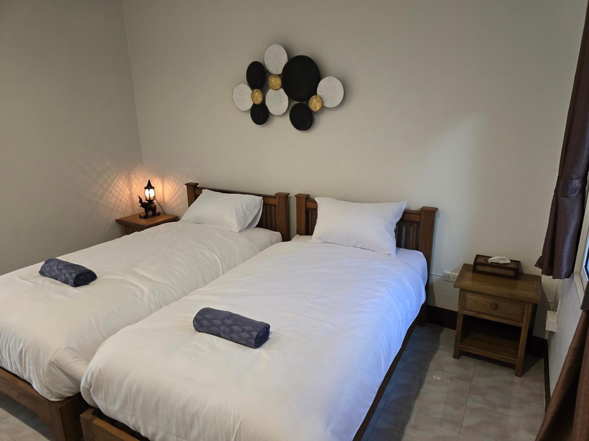 The Old City Rooms Chiang Mai Exterior photo