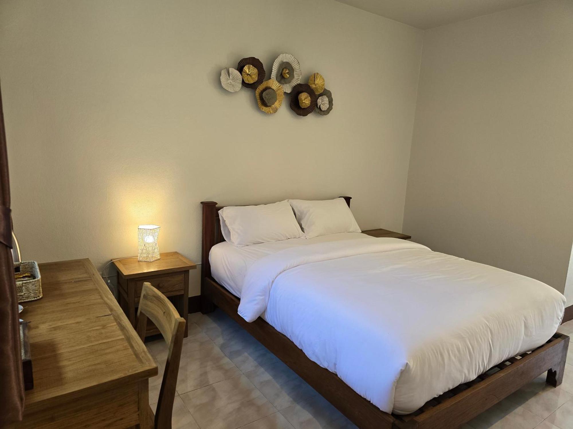 The Old City Rooms Chiang Mai Exterior photo